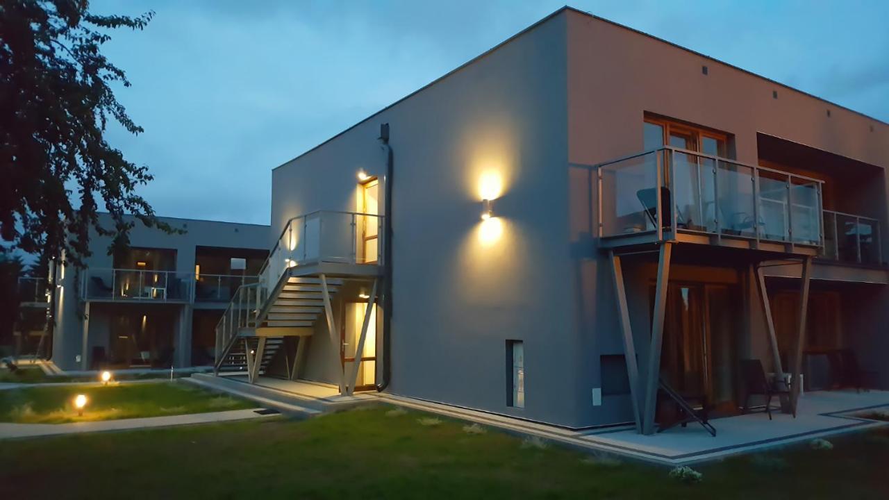 Wodnik Uslugi Hotelarskie, Apartamenty รอวี ภายนอก รูปภาพ